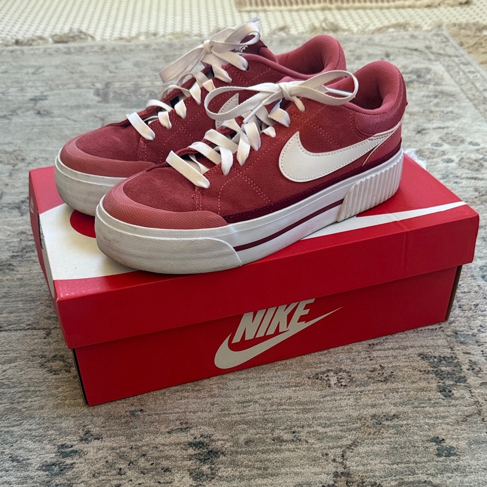Nike W Court Legacy Lift size 7.5 Women